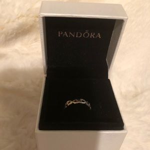 Pandora ring